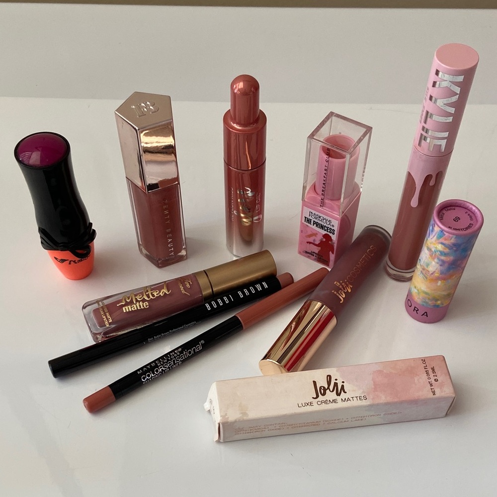 Lipstick/Lip Liner Bundle #7- 10 Items